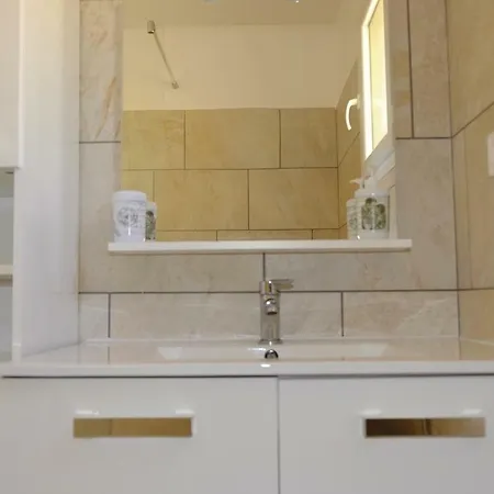 Two-bedroom Holiday In Porticcio 펜션